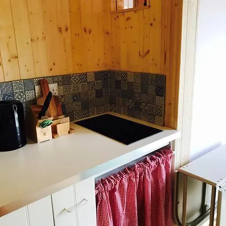 Cosy Private Cabin With Parking In Good Location Oxford Exterior photo