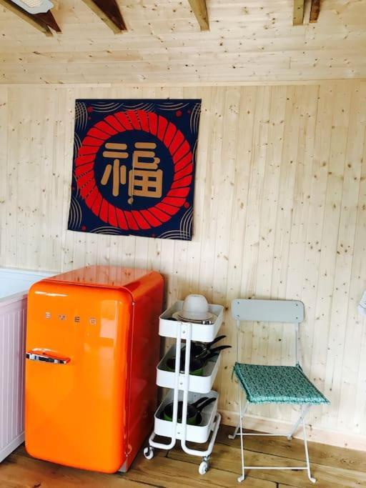 Cosy Private With Parking In Good Location Apartment