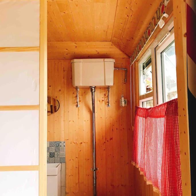 Cosy Private With Parking In Good Location Апартаменты Оксфорд
